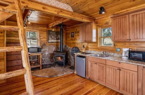 Victor Cabin | Your Colorado Cabin Getaway