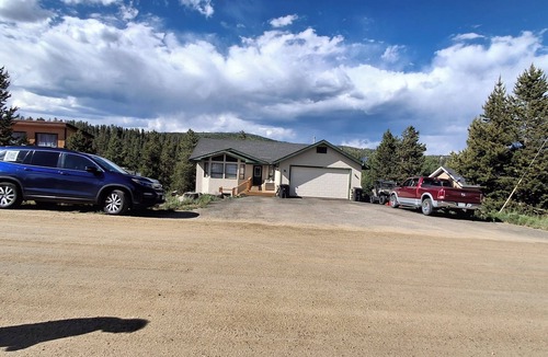 Alpine Acres House | Your Grand County Mountain Retreat w/Full Kitchen, Trails & Optional Tours