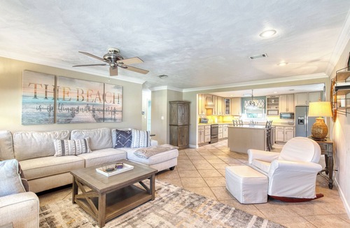 Ormond Beach Plaza House | Your next beach house vacation.enjoyable weekends/relaxing extended stays.