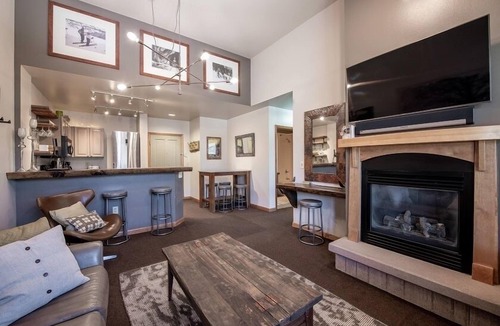 Winter Park Condo | Zephyr Mountain Lodge, Condo | Remodeled w/Ski Slope View (Select-Rated Condo 1509)