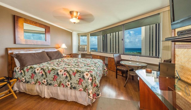 2 Separate Entry Studio Condos-Next to Each Other-Fabulous Views- 2 Free Parking
