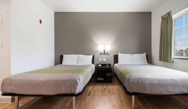 4 Budget-Friendly Rooms for Ingleside Stay! Kitchen, Free Parking, Onsite Pool in Ingleside