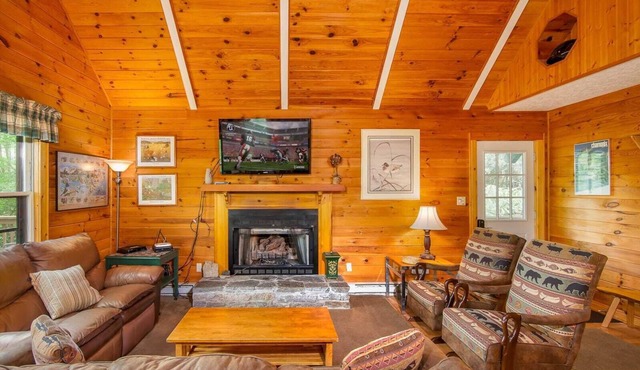 Alpine-Style Cabin on Beech Mountain