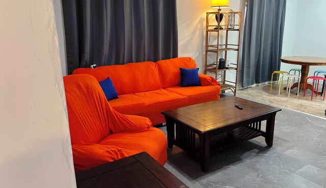 Comfortable 3-BR 2-BH budget-friendly apartment in wonderful Gainesville