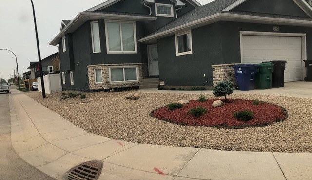 Hampton 3BR/2BA Suite Near Airport in Saskatoon