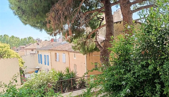 Hyper Istres Duplex in Istres