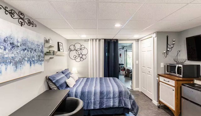 Private Studio/Bathroom Handicap Accessible Room in Single Family Home in Windham