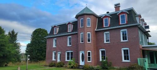 River side Hunting Manor1869 in Waterville
