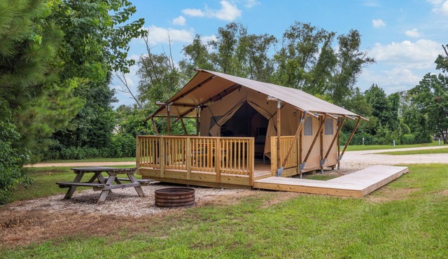 Settle Into a Cozy Lakeside Glamping Escape