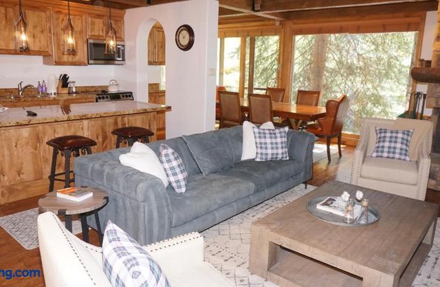1034 Cooper Ave E #25A (203187-4499) - 3 Br Condo
