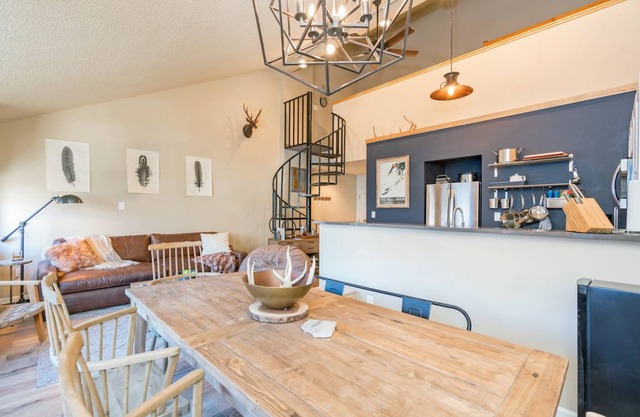 112 m² Condo ∙ 2 bedrooms ∙ 6 guests