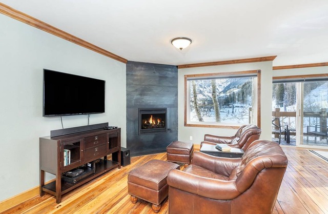 121 m² Condo ∙ 2 bedrooms ∙ 4 guests