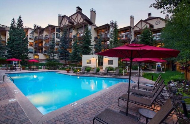 Boutique Resort Distance The Eagle Bahn Gondola 