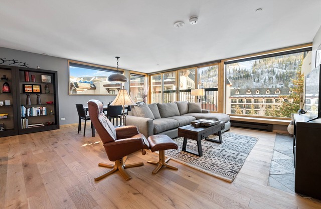 2 Bedroom Gold #518