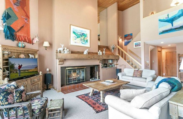 242 m² House ∙ 3 bedrooms ∙ 6 guests