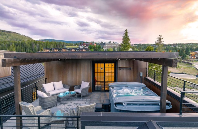 251 m² House ∙ 4 bedrooms ∙ 8 guests