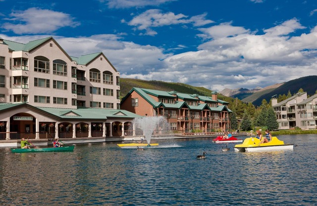 3 Bedroom Condo Near the Lake