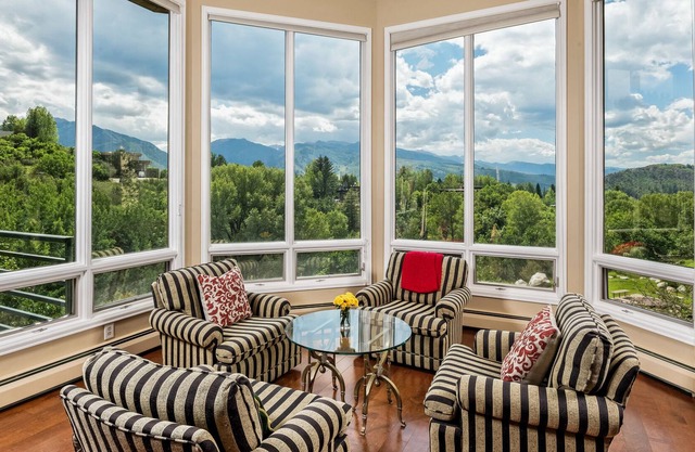 5 Bedroom Red Mountain Home With Amazing Views