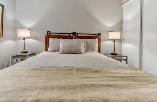 850 m² Apartment ∙ 2 bedrooms ∙ 4 guests