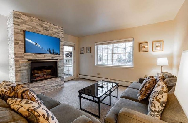 90 m² Condo ∙ 2 bedrooms ∙ 6 guests