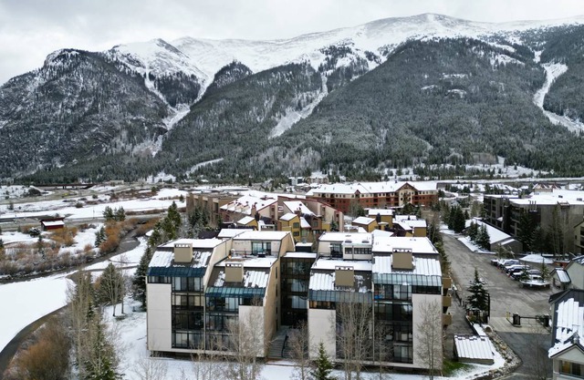 93 m² Condo ∙ 2 bedrooms ∙ 6 guests