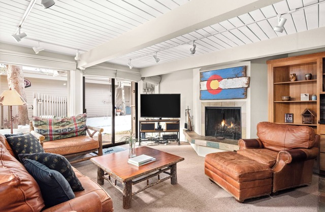 Aspen Alps Cozy 2 Bedroom apartment, walking distance to town