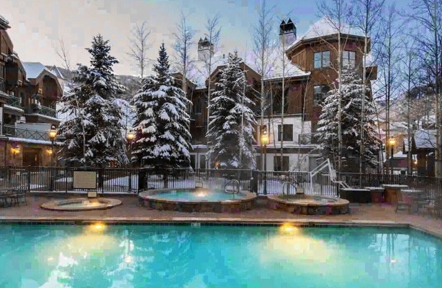 BC 3BR Hyatt Mountain Lodge,XL Corner Unit,Ski-In/Ski-Out Avail 3/22-3/29
