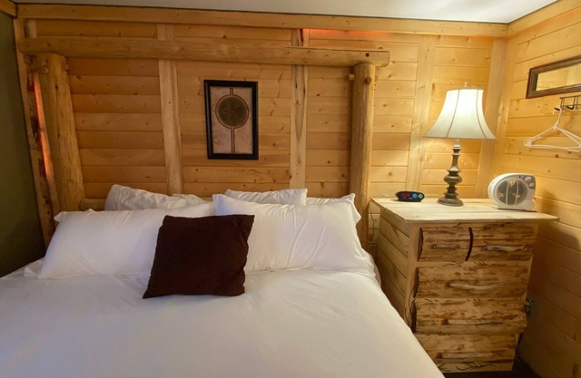 The Cedaredge Lodge 