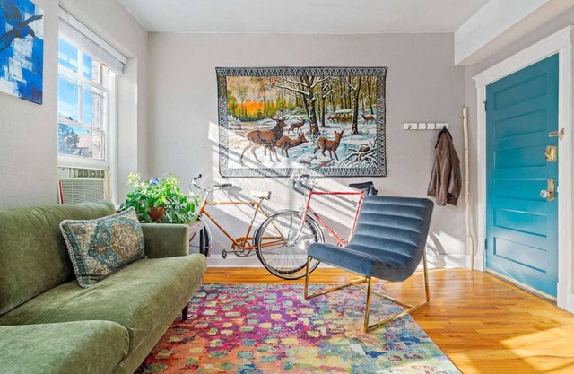 Capitol Hill Den