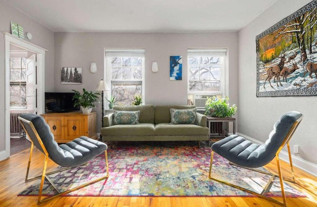 Capitol Hill Den