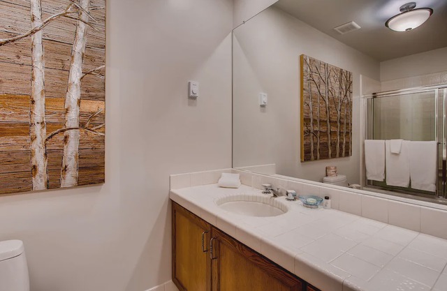 Centennial 2 Bedroom Condo Unit 11