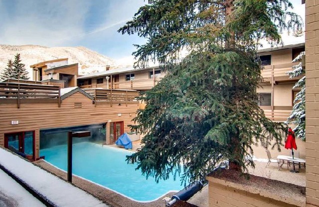 Christmas Break at Eagle Point Vail Condo December 23-30