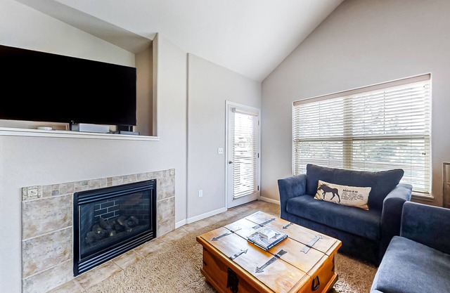 Comfy Condo on the Bus Route w/ Gas Fireplace, W/D, WiFi & Garage Parking!