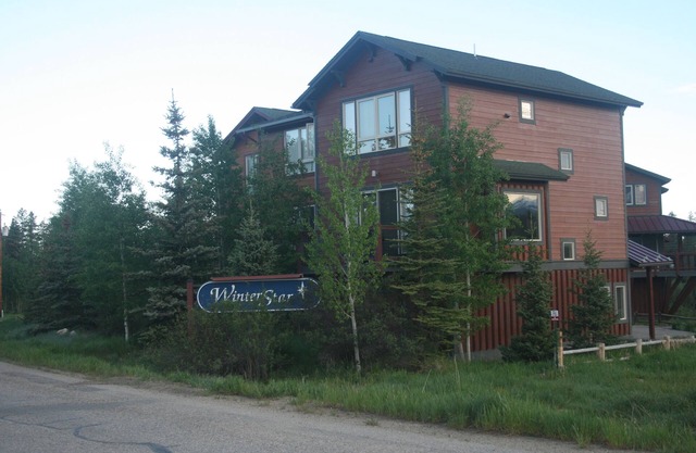 Concert Season is Here! Winterstar Condo - Next To Lift Bus Stop!