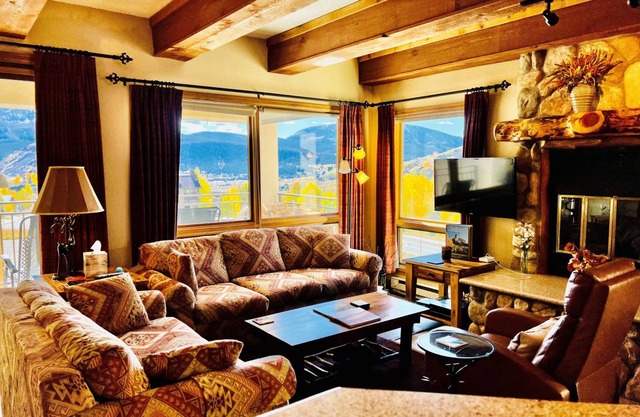 Condo ∙ 2 bedrooms ∙ 6 guests