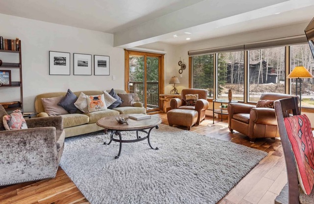 Fallridge 205 - Bright Three Bedroom