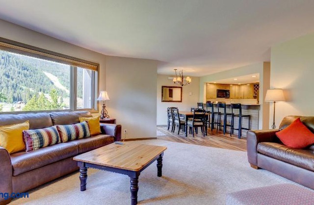 Frostfire E41 Condo