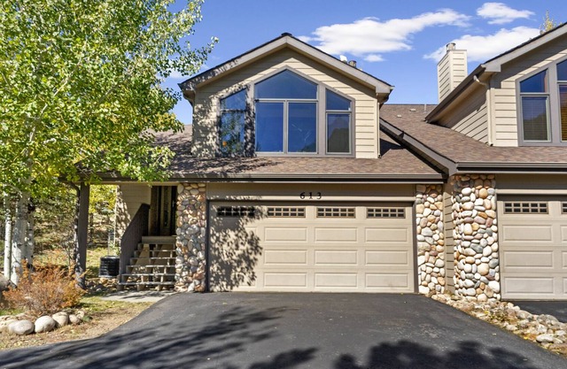 Gateway to the Wildside - Lodge-Style Townhome Near Rocky Mountain National Park! -- EV #3453