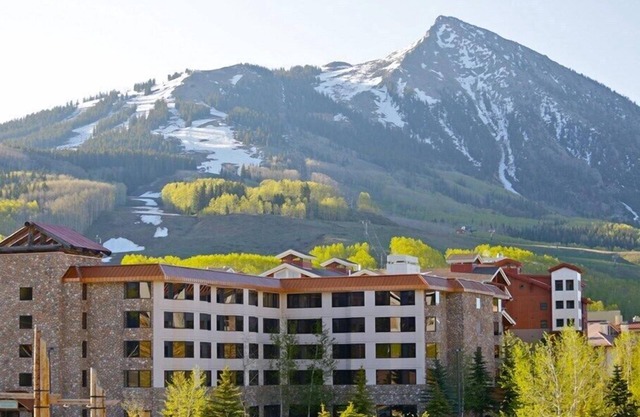 Great Value! Snug + Equipped Condo in Crested Butte