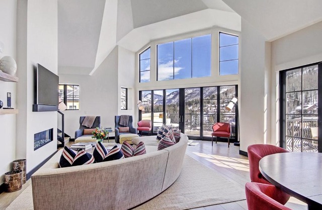 Iconic 5 Bedroom Penthouse at the Ritz-Carlton