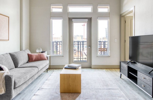 Ideal LoDo 1BR w/ Gym, Pool, W/D, 1 block to Coors Field, by Blueground