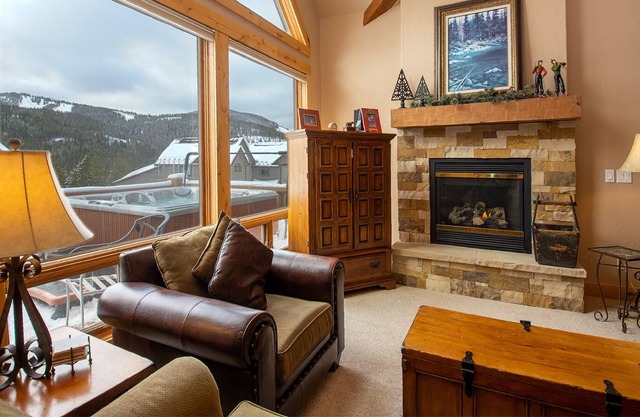 Incredible Views of WP Resort, Washer & Dryer, Private Hot Tub for Relaxation