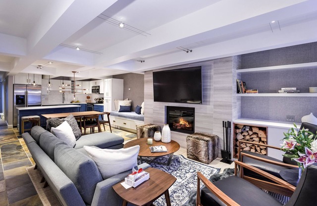 Light-Filled Condo in the Heart of Aspen