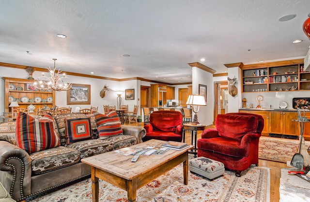 McCoy Peak Lodge 402