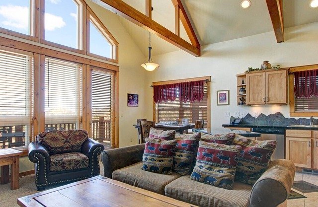 Mount Enentah 37 - 2 Br Condo - Lake/Mountain Views!