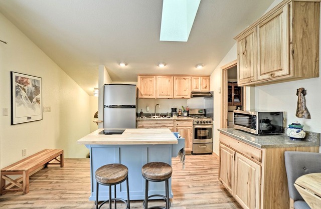 Pagosa Springs Mtn Home by River & Hot Spring