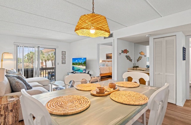 Poolside St. Augustine Condo – Walk to Beach, Sleeps 4 in St. Augustine