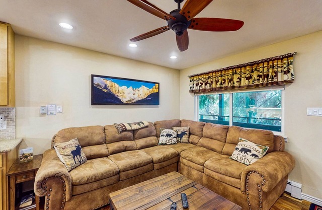 Renovated water-view retreat with hot tub & heated pool