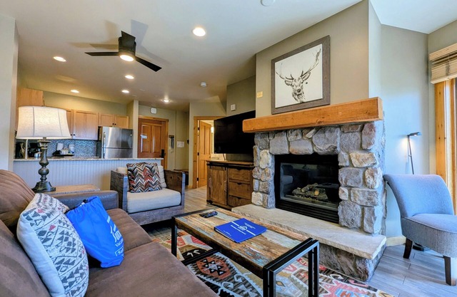 River Run w/Contemporary style, Walk to Gondola