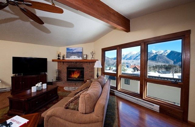 Sitzmark townhome at Purgatory - Awesome views - Steps to slopes